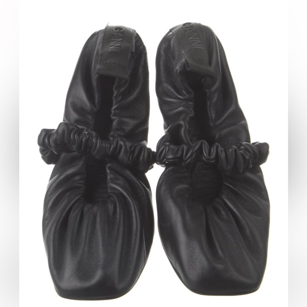 Ganni Black Leather Flats